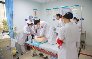 999策略白菜手机论坛